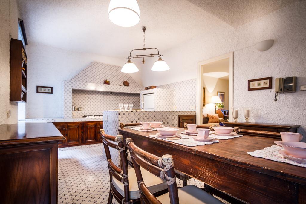 Lake Charming Apartment 케르노비오 객실 사진