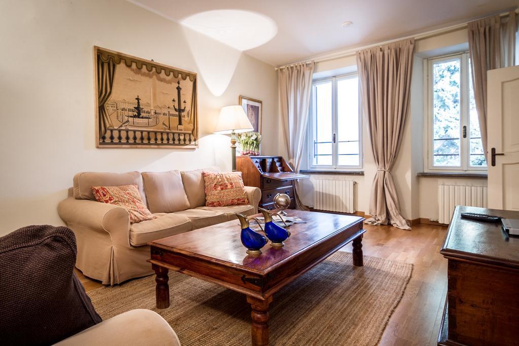 Lake Charming Apartment 케르노비오 객실 사진